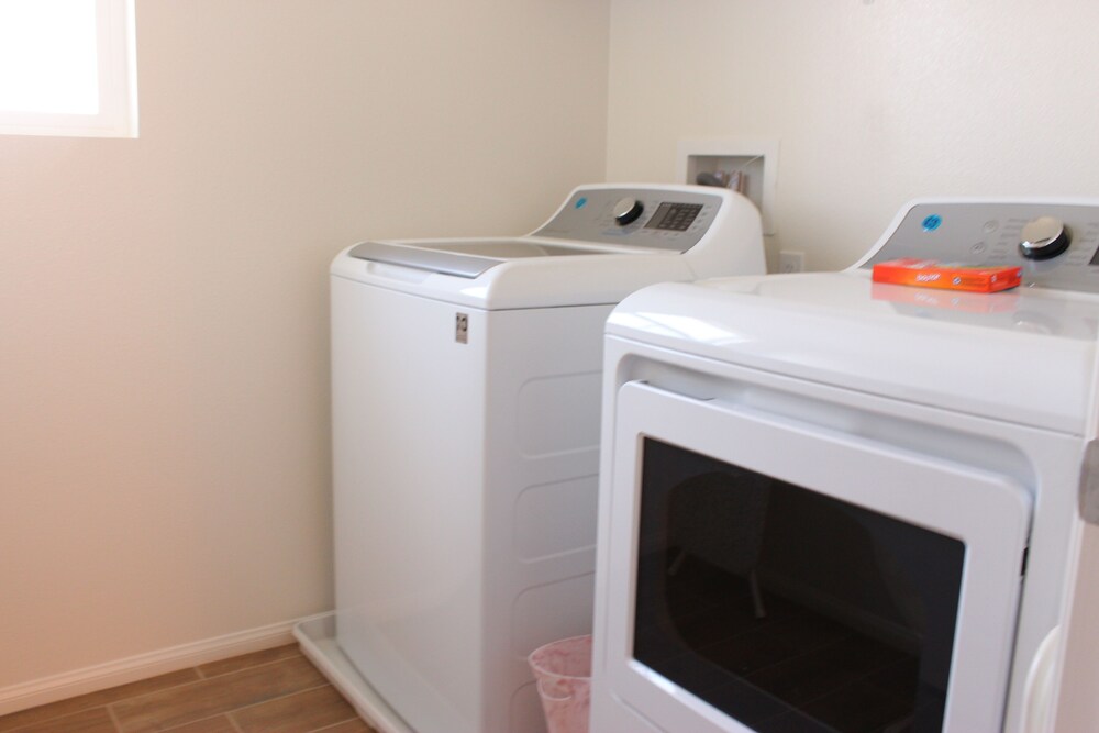 Ontario Airport*vacation rentals /Cozy APT2/说中文