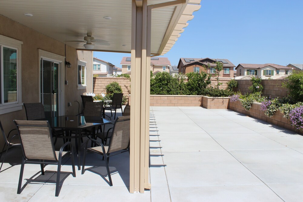 Ontario Airport*vacation rentals /Cozy APT2/说中文
