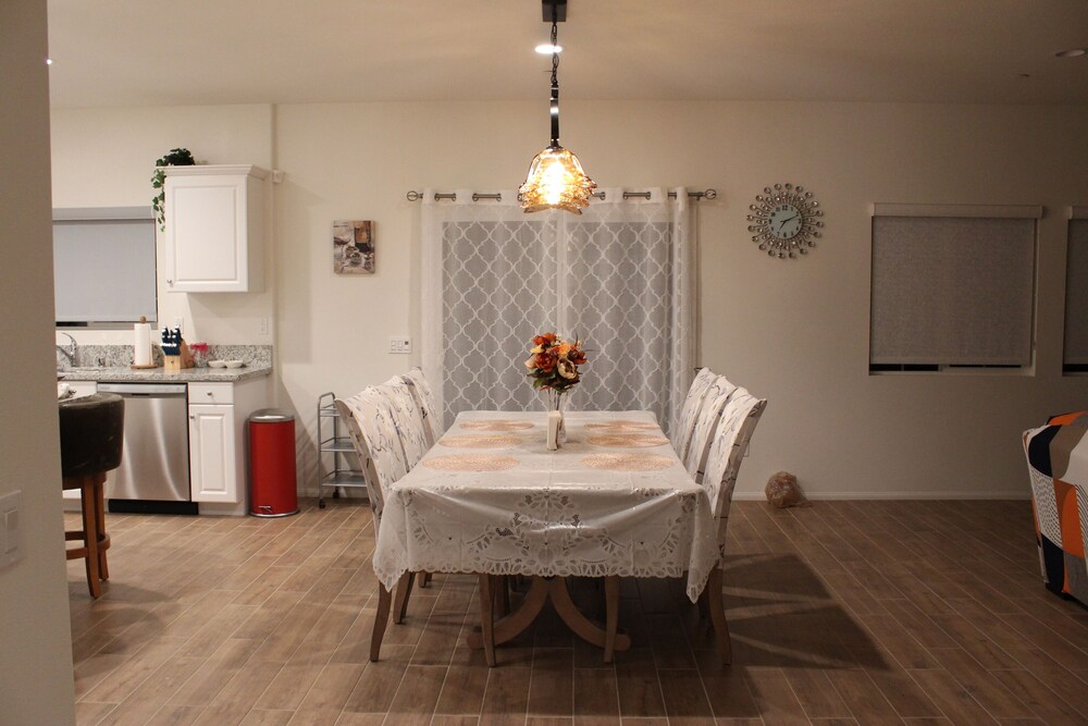 Ontario Airport*vacation rentals /Cozy APT2/说中文