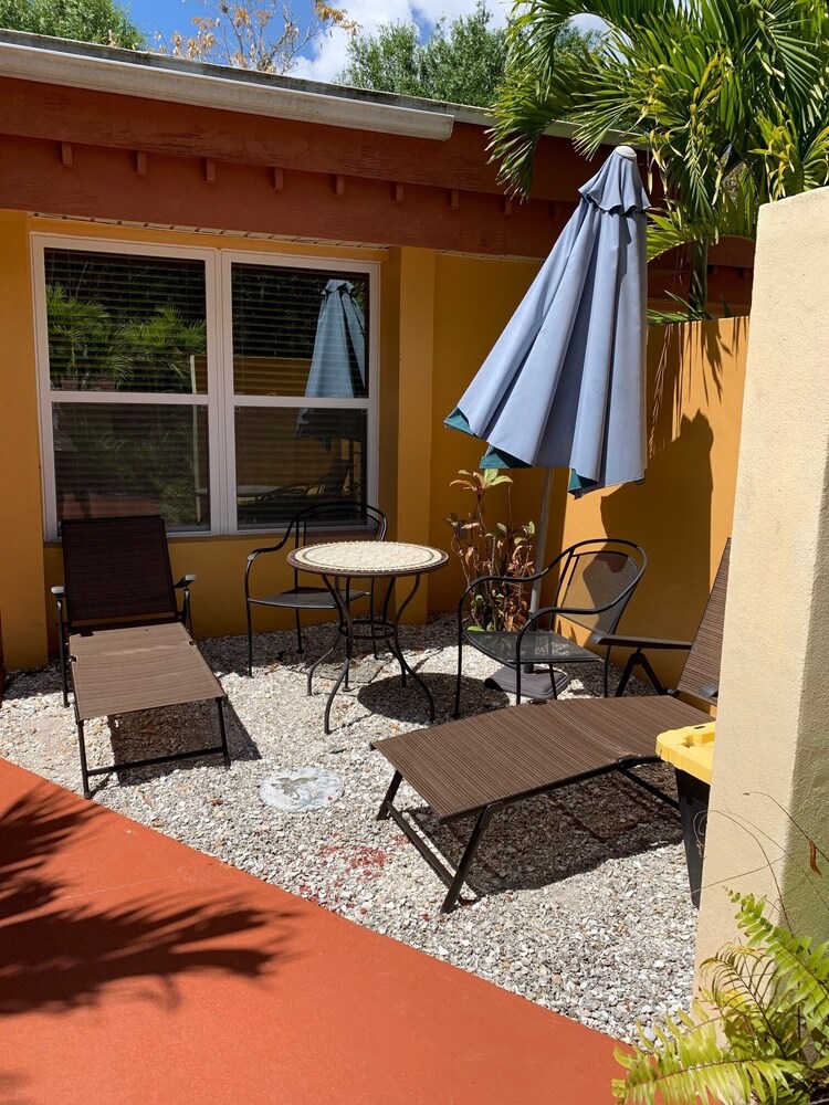 Banana Bay Villas One Bedroom Unit In Punta Gorda Hotel Rates Reviews On Orbitz