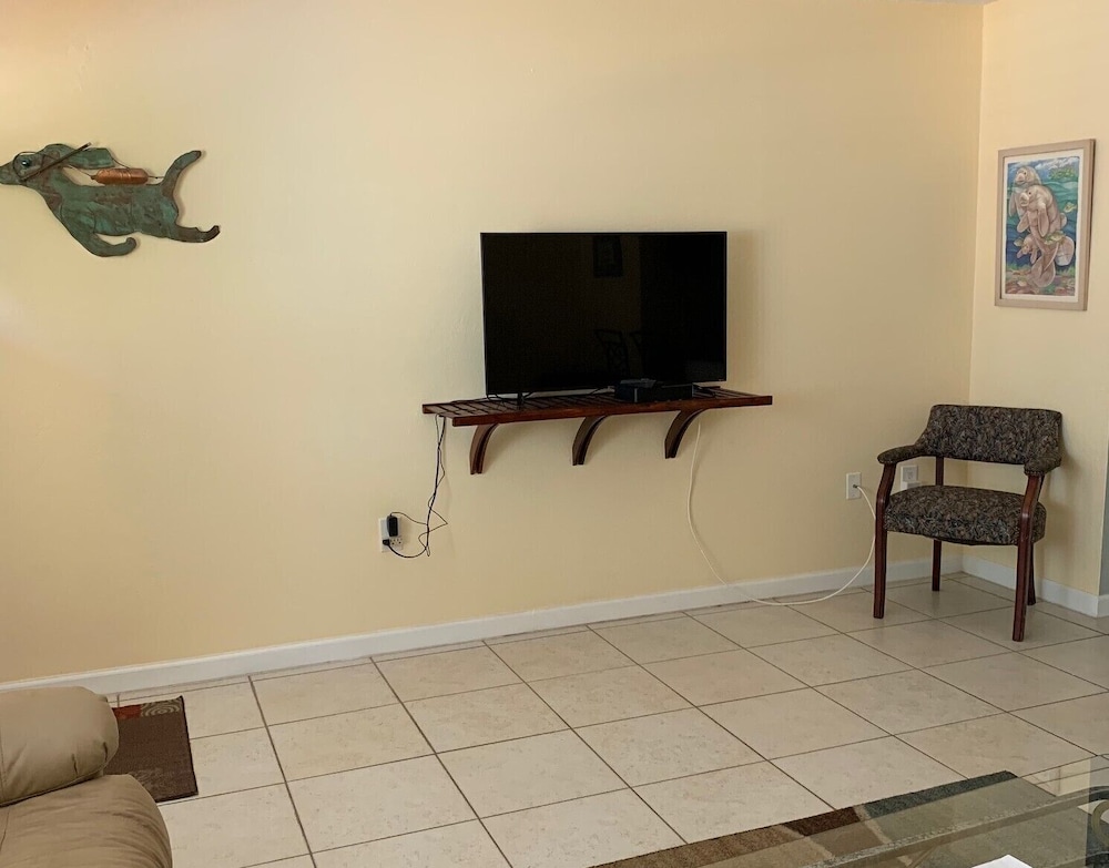 Banana Bay Villas One Bedroom Unit In Punta Gorda Hotel Rates Reviews On Orbitz