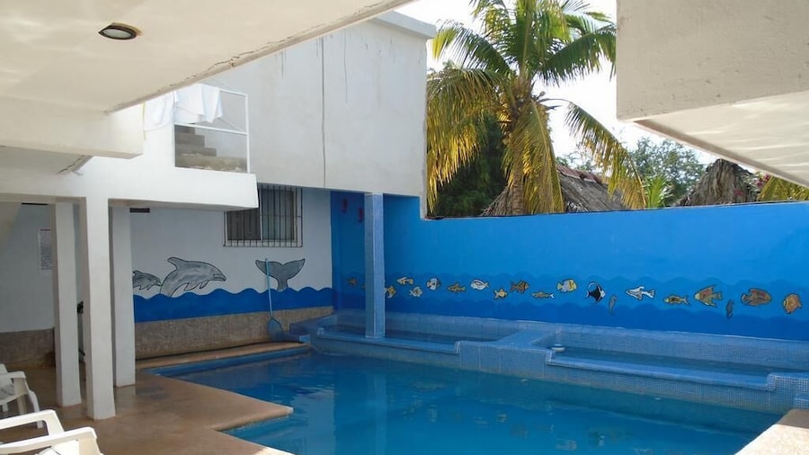 Hotel Oasis Cuyutlán By Rotamundos
