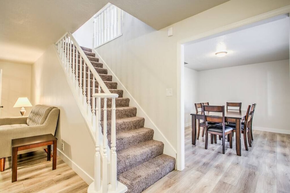 Recently Remodeled 2-Story Home in Quiet Cul-De-Sac!