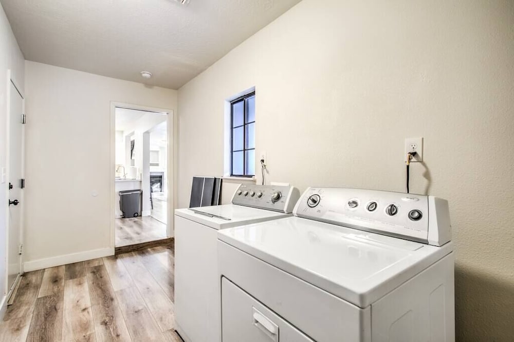 Recently Remodeled 2-Story Home in Quiet Cul-De-Sac!