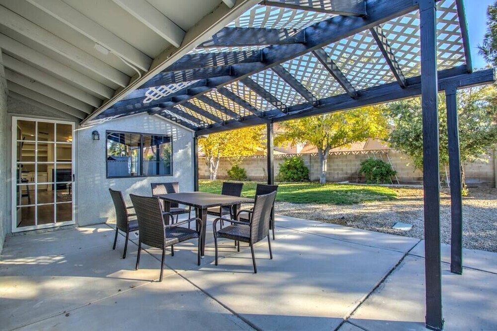 Recently Remodeled 2-Story Home in Quiet Cul-De-Sac!