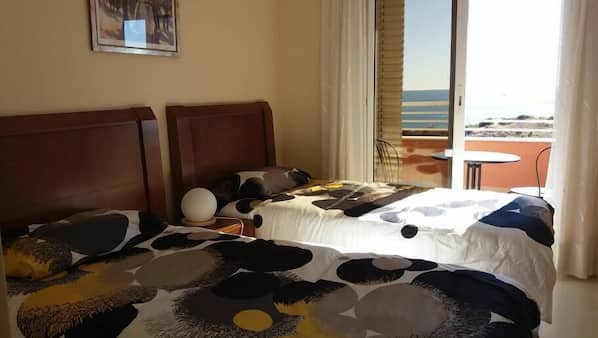 2 bedrooms, iron/ironing board, Internet