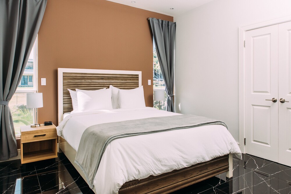 22BR Shalimar Vacation Townhouse, Saint Kitts, Frigate bay Frigate