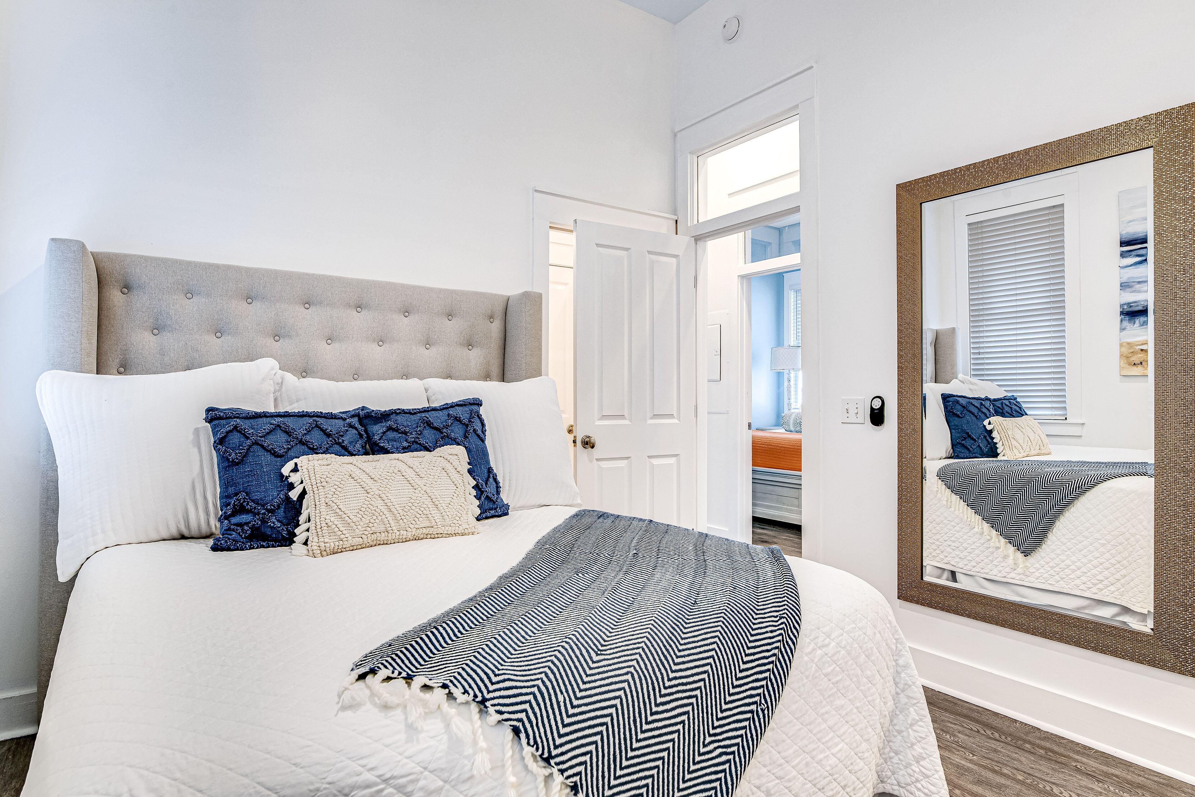 Newly-renovated Home W/private Pool & Free Wifi - Steps to the Beach & Harbor in Destin, United States