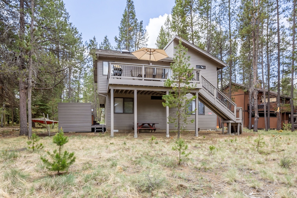 Free SHARC Passes for 2022, Updated, AC, Foosball, Private Hot Tub  - WITC03