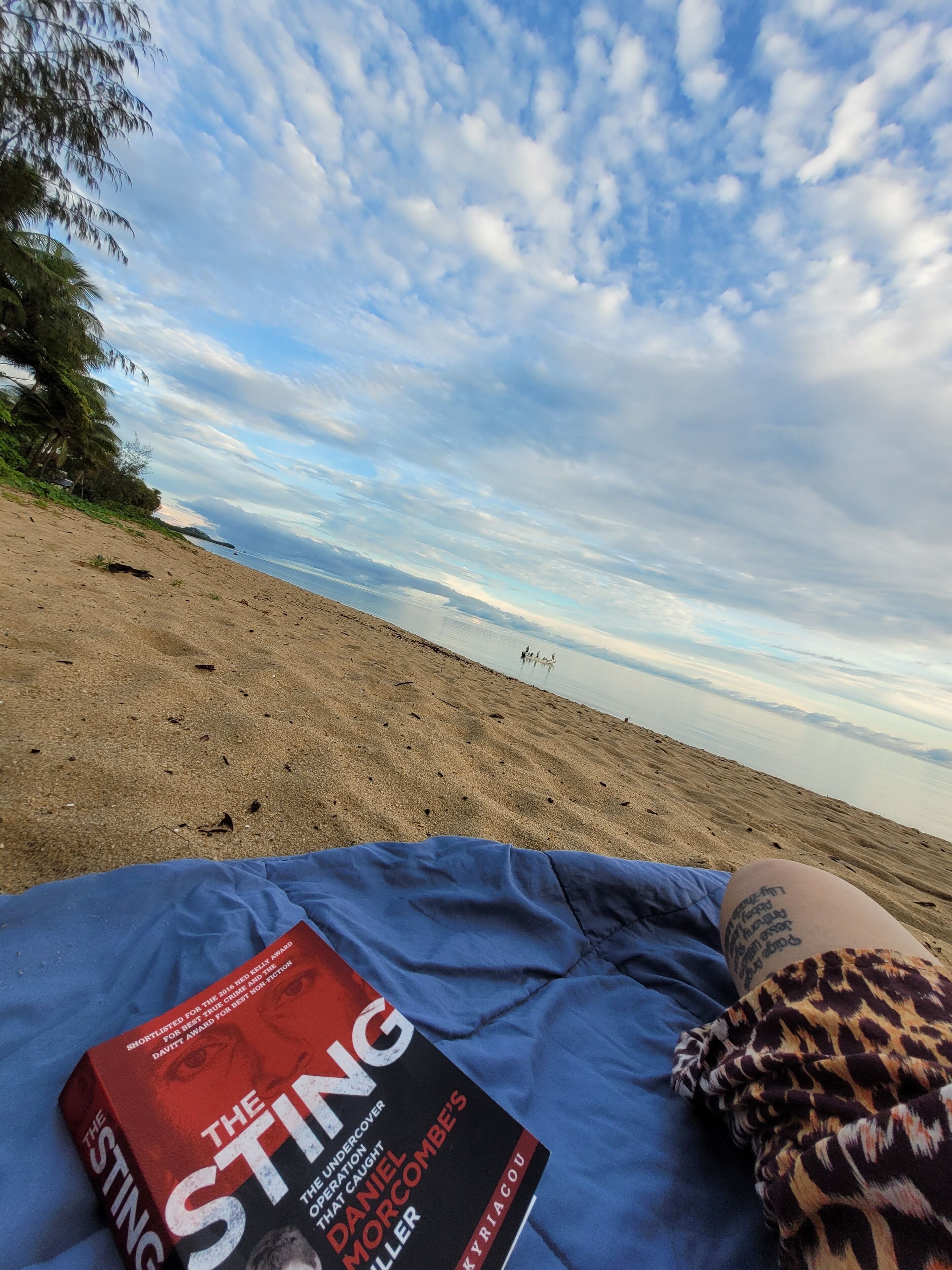 Rooms in a Nudist Poly Household, Walk to Beach