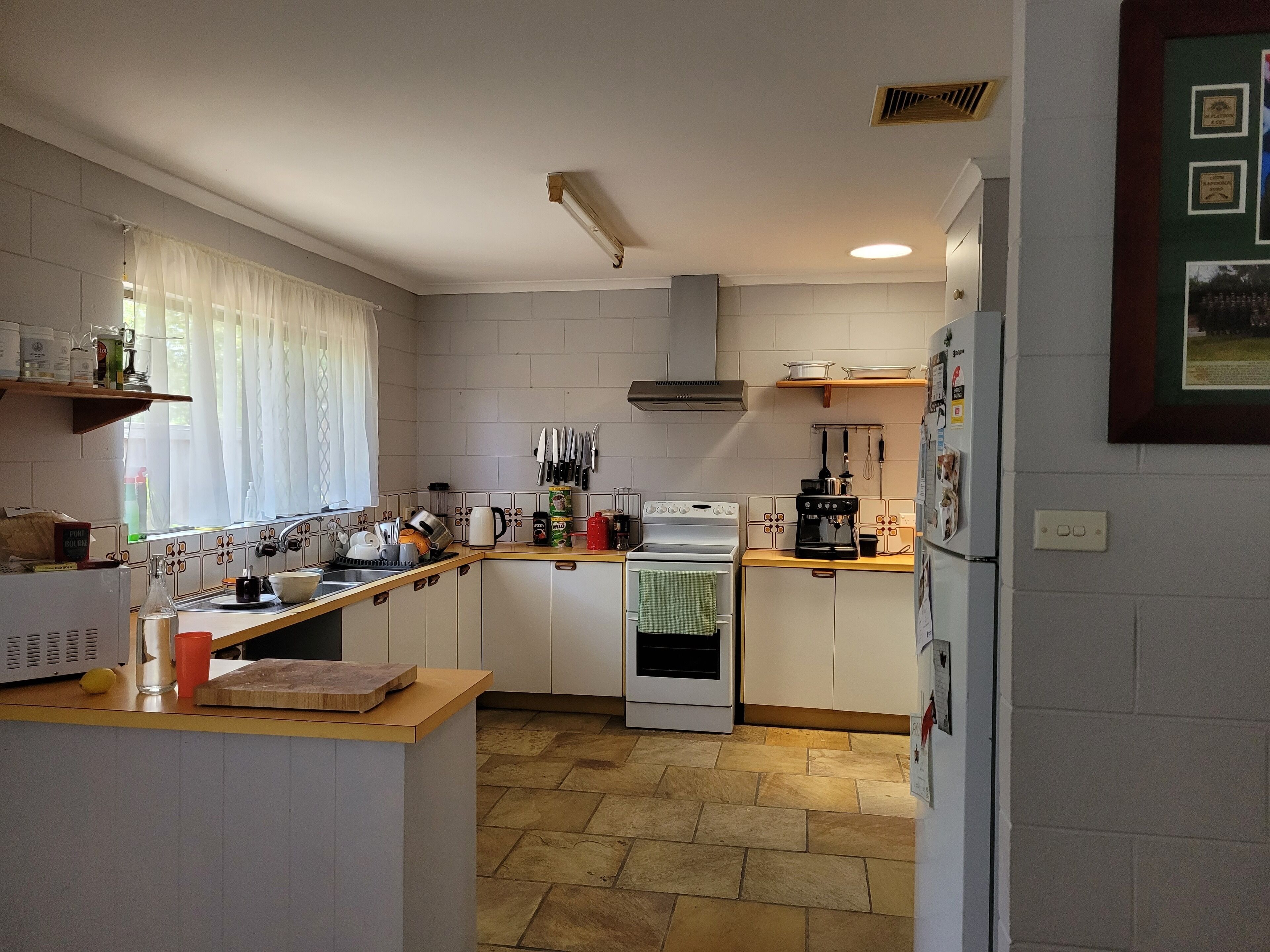 Rooms in a Nudist Poly Household, Walk to Beach