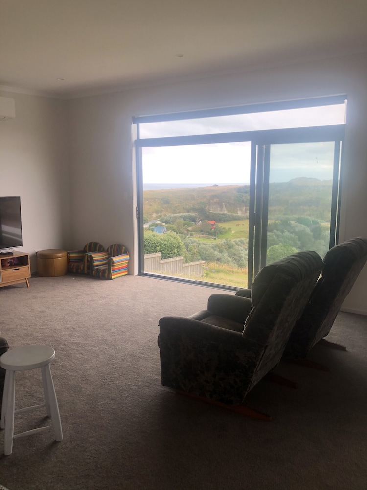 Beach holiday Deals & Reviews (Kai Iwi, NZL) Wotif