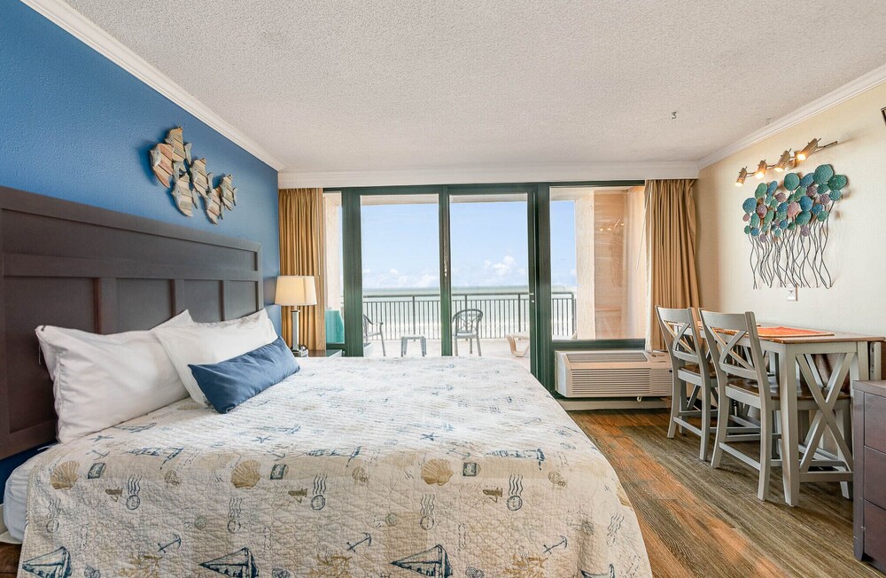 OCEANFRONT CONDO W/HUGE SUNDECK BALCONY ON THE GOLDEN MILE Myrtle Beach Vrbo