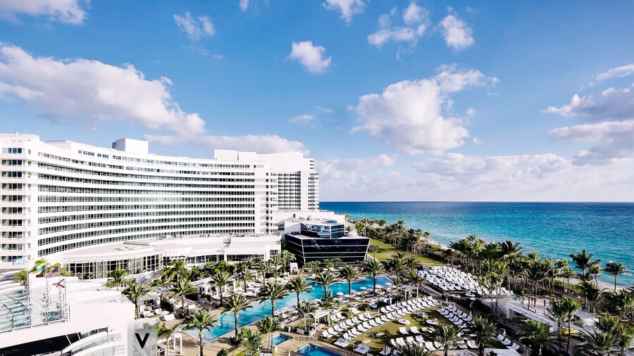 Fontainebleau Suites by Vesper