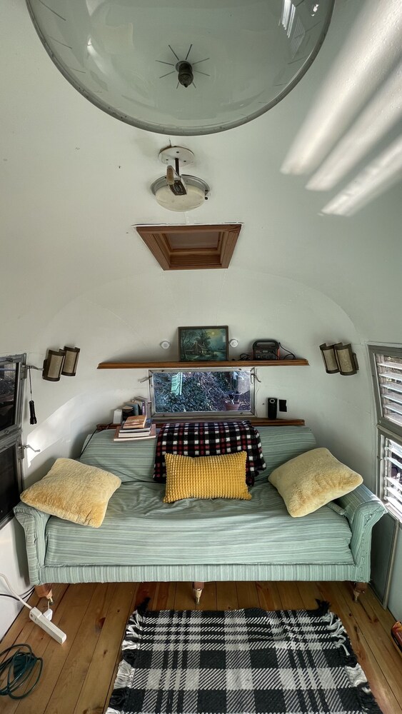 Retro Airstream with Private Deck and Ocean View