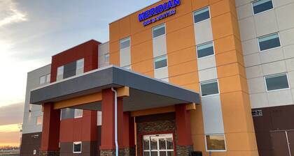 Meridian Inn & Suites Regina Airport