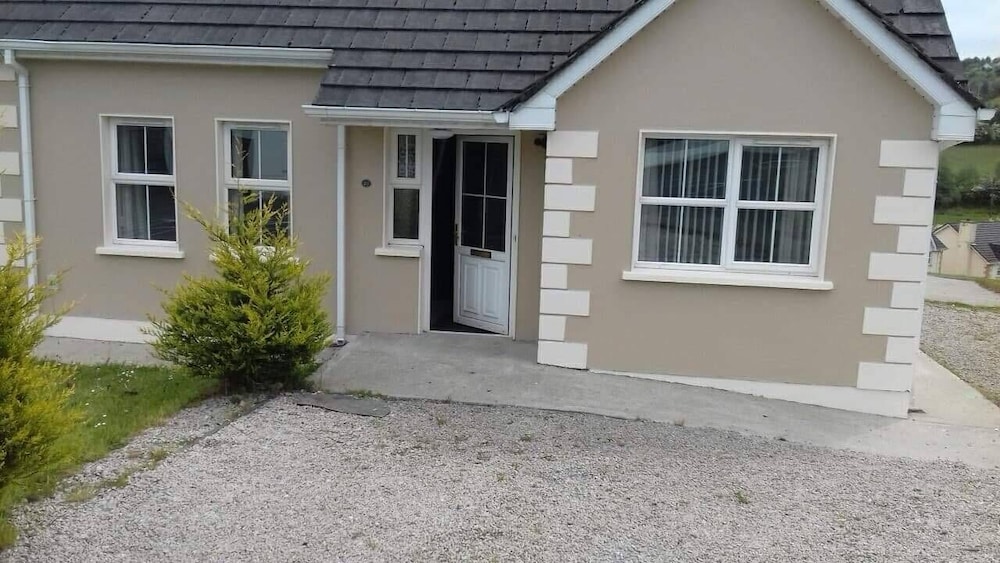 Lovely 4bed With Free Wi-f and Netflix in Ireland