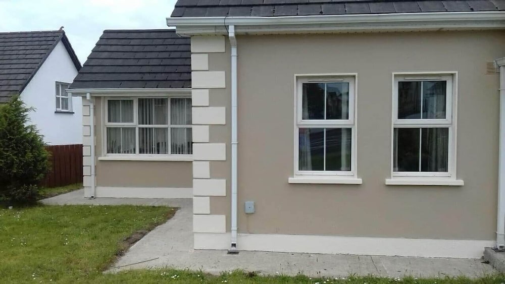 Lovely 4bed With Free Wi-f and Netflix in Ireland