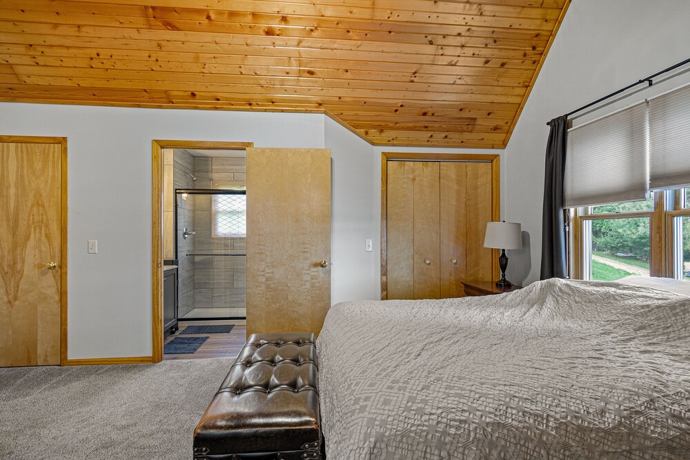 Loon Landing A Quiet Northwoods Cabin on Chain Lake New Auburn, WI