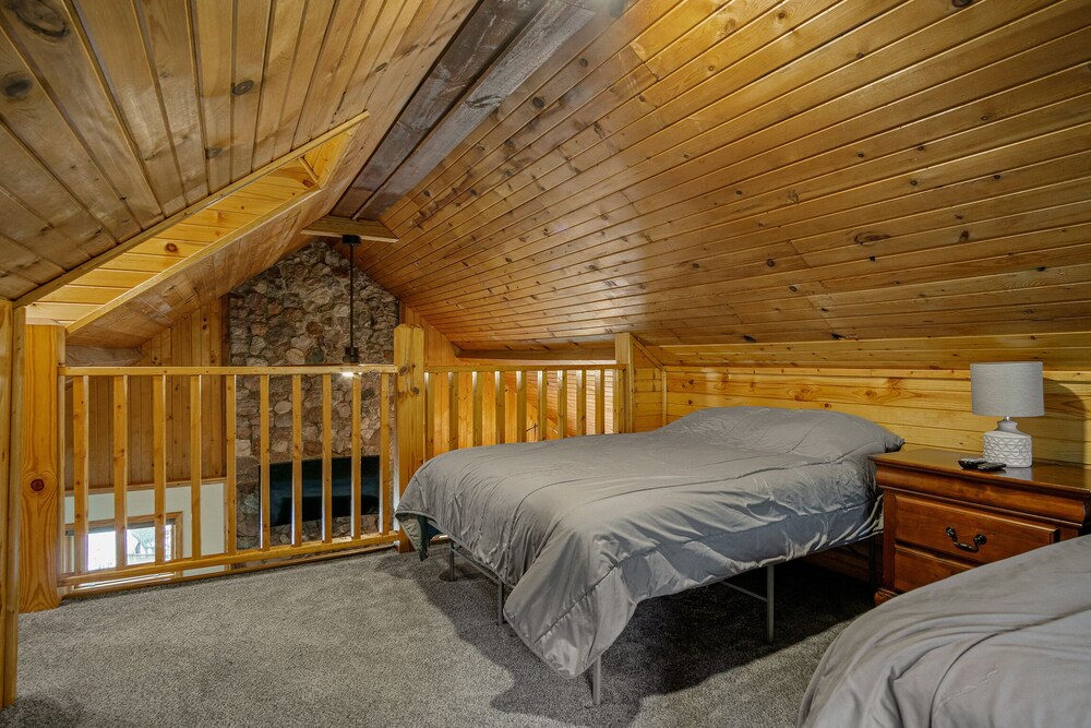 Loon Landing A Quiet Northwoods Cabin on Chain Lake New Auburn, WI