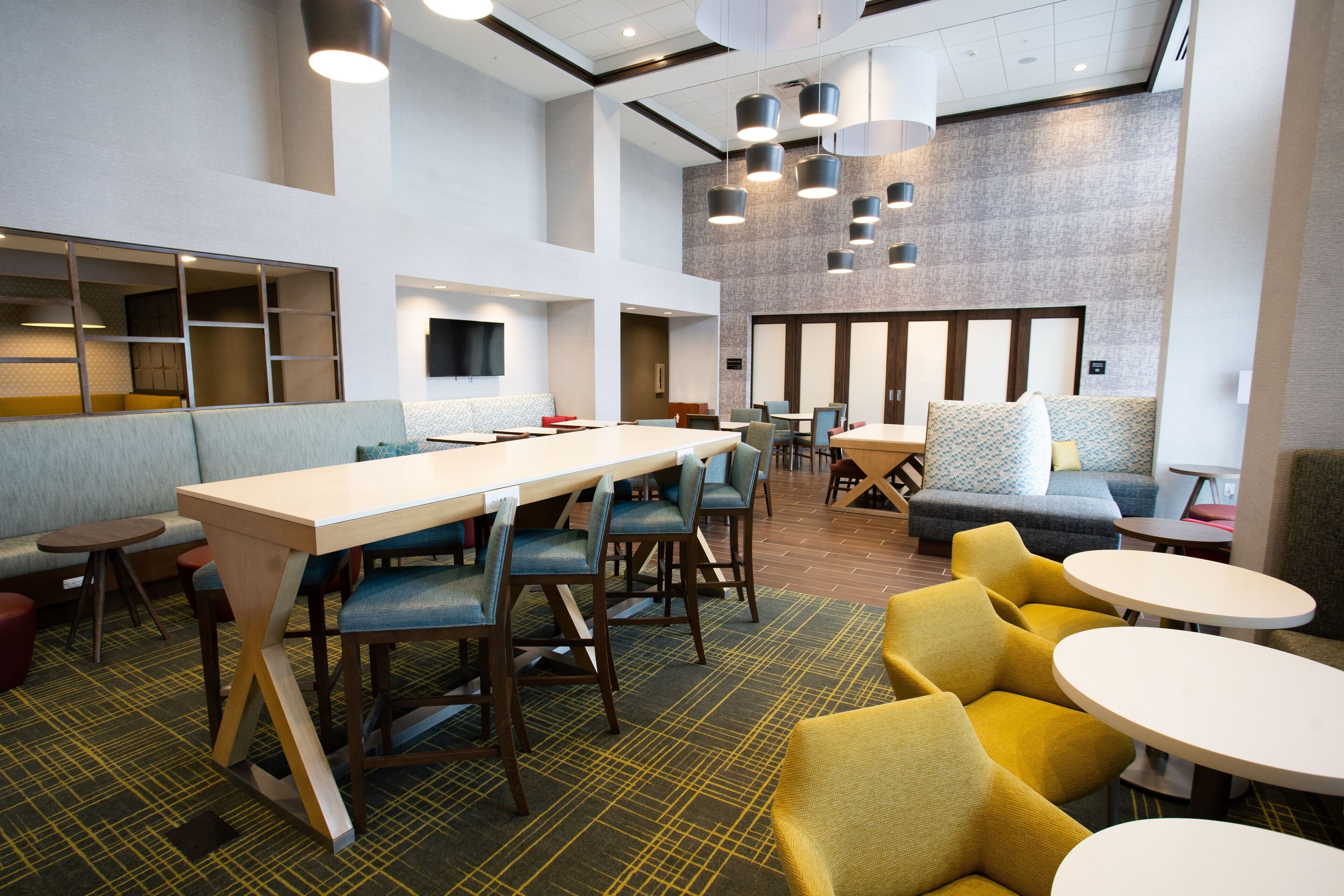 Hampton Inn Suites By Hilton St Clairsville 2021 Room Prices Deals Reviews Expediacom