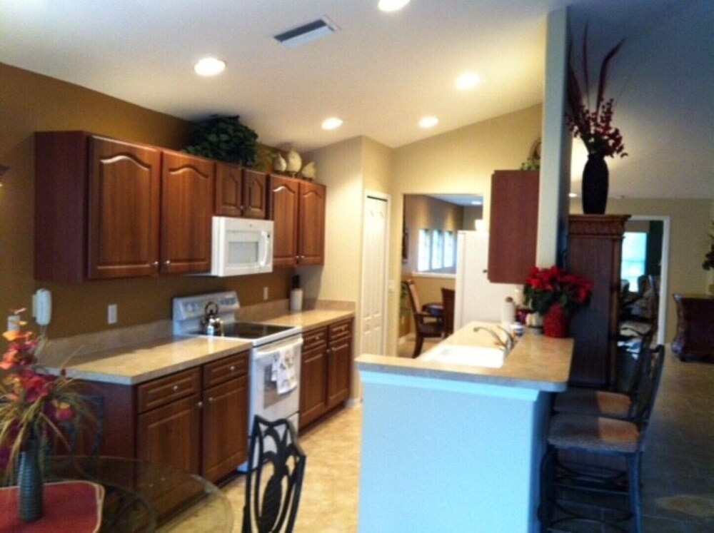 Beautiful Spring run Florida spoonbill condo for rent Deals & Reviews