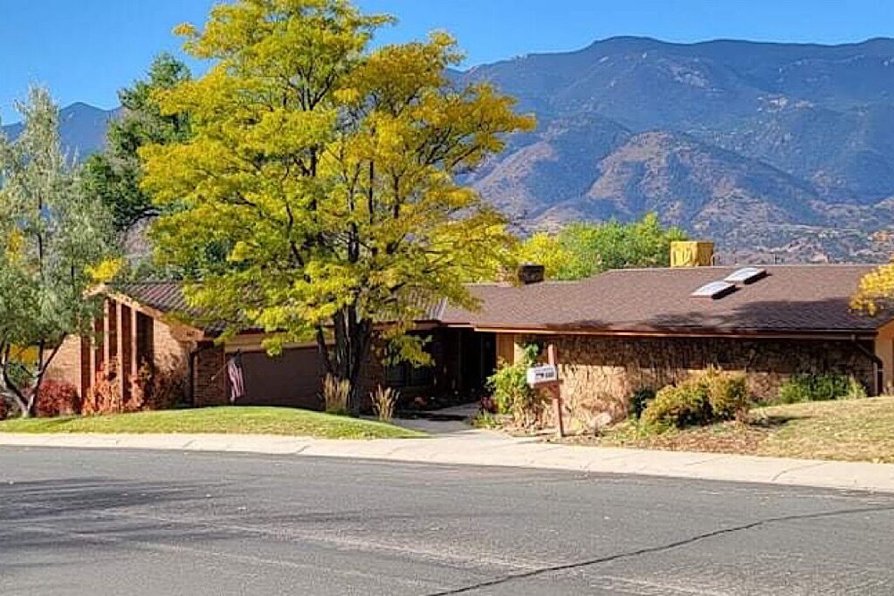 Spectacular views on Colorado Springs' Westside