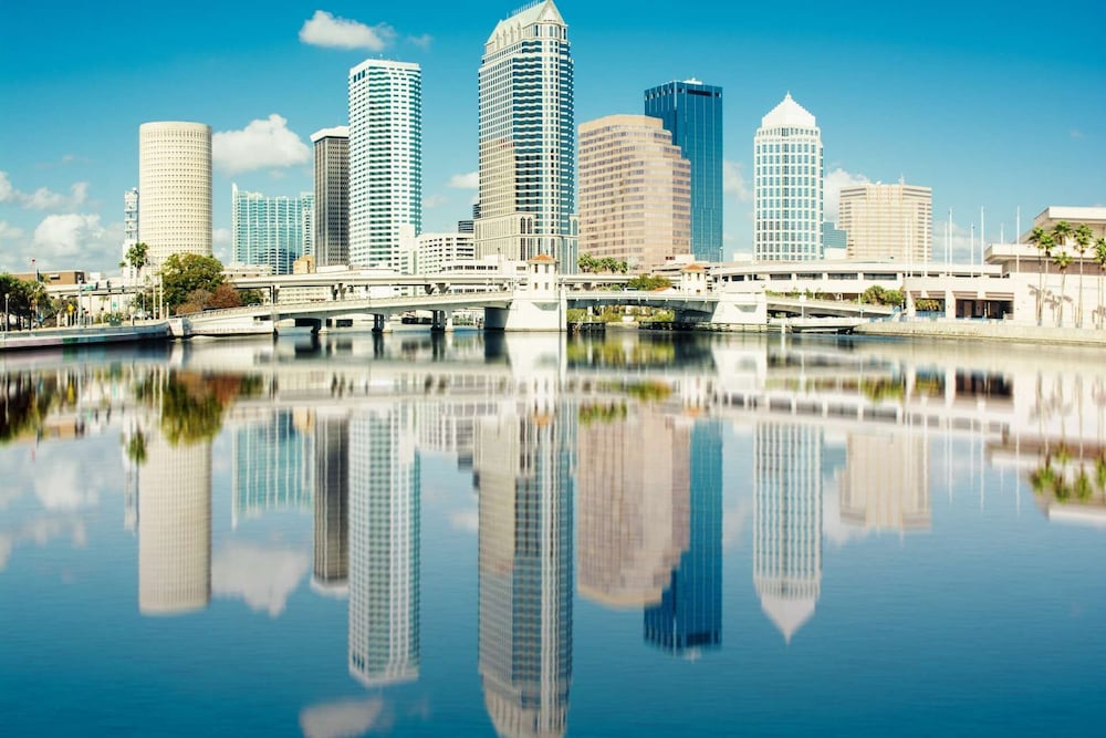 Experience the TINY HOUSE