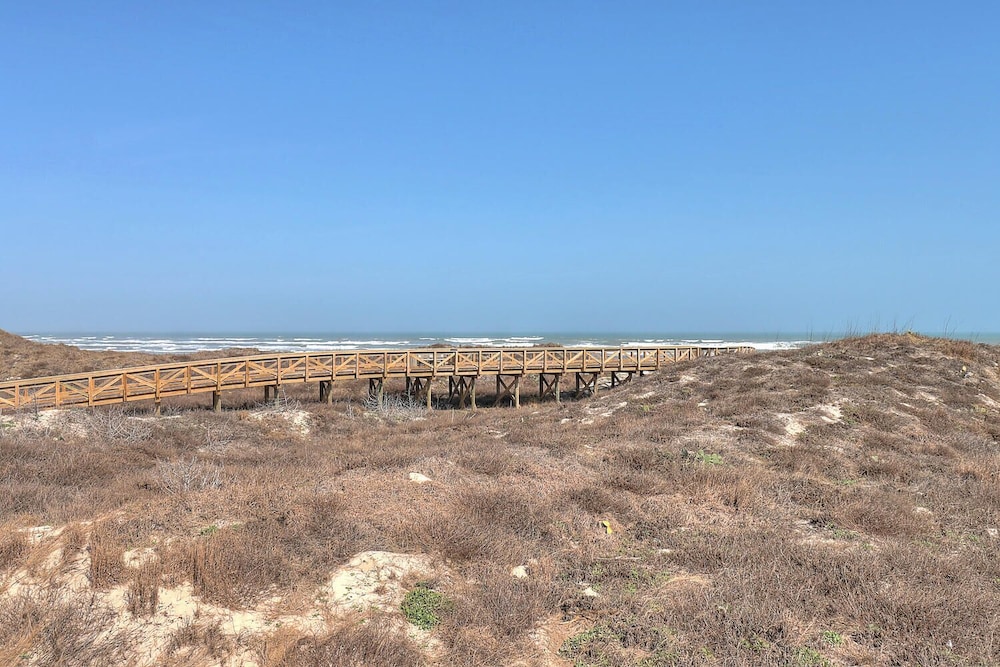 Largest Home in All of Cinnamon Shore w/ GulfFront Views + Amenities