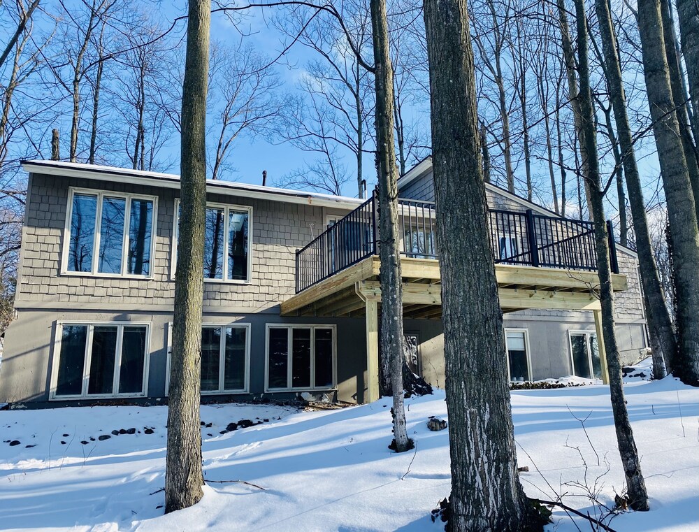 The Wine Bungalow on Leelanau Peninsula