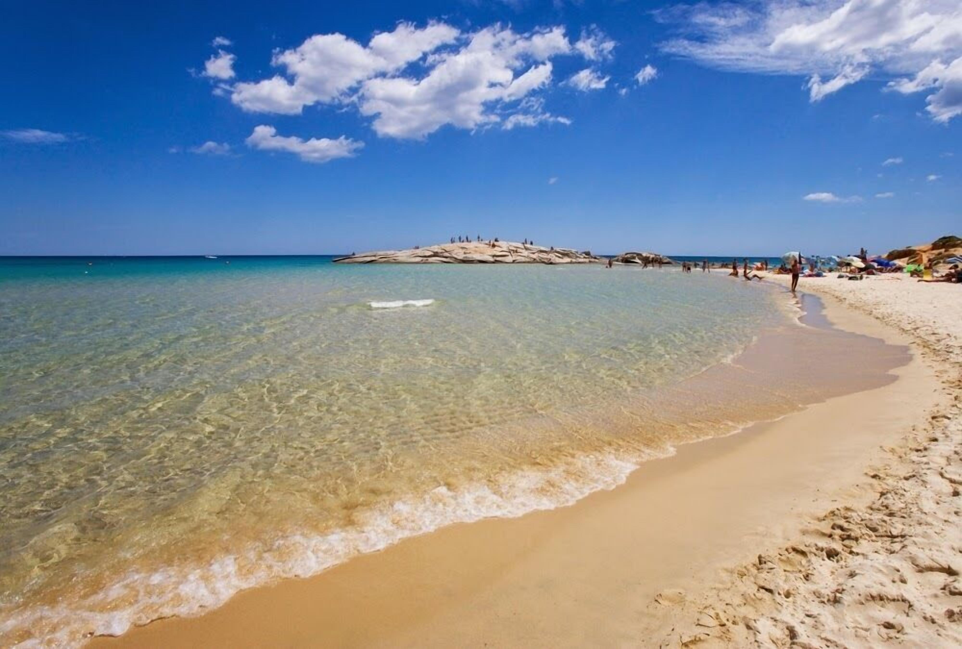 Costa REI Apartments & Villas in Muravera, Italy