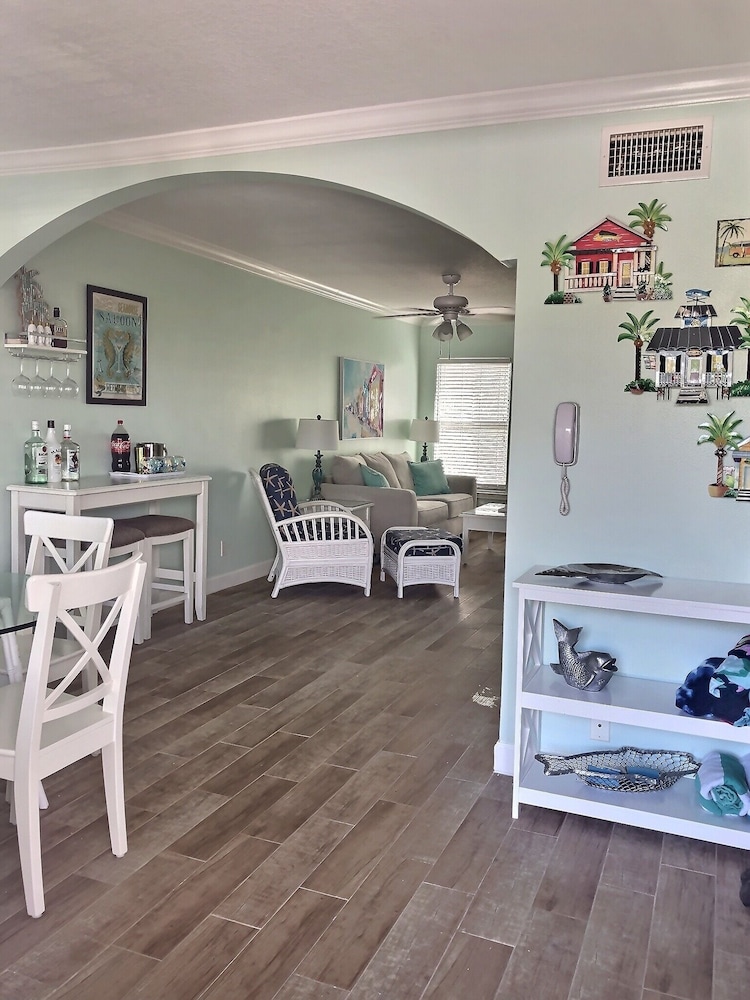 WOW! Beautifully Renovated Condo at Barefoot Beach Resort Unit C203