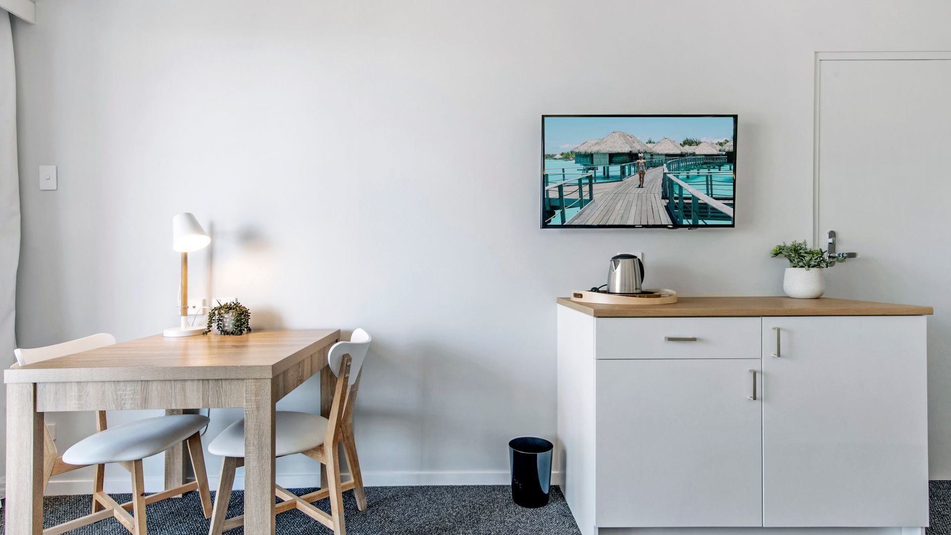 Mantra on View - In the Heart of Surfers Paradise