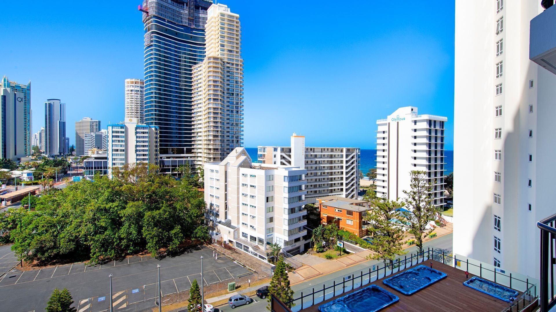 Mantra on View - In the Heart of Surfers Paradise