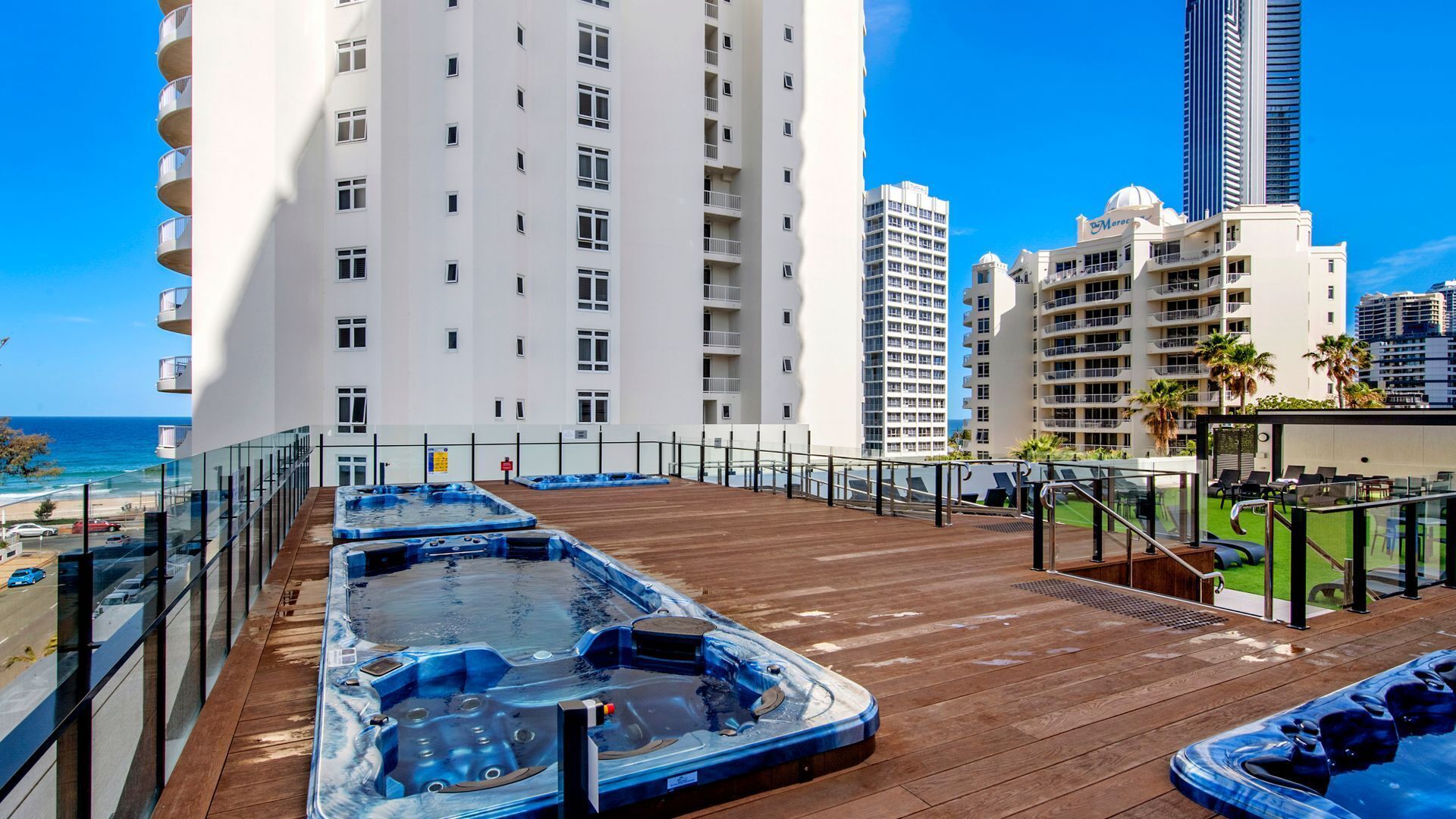 Mantra on View - In the Heart of Surfers Paradise