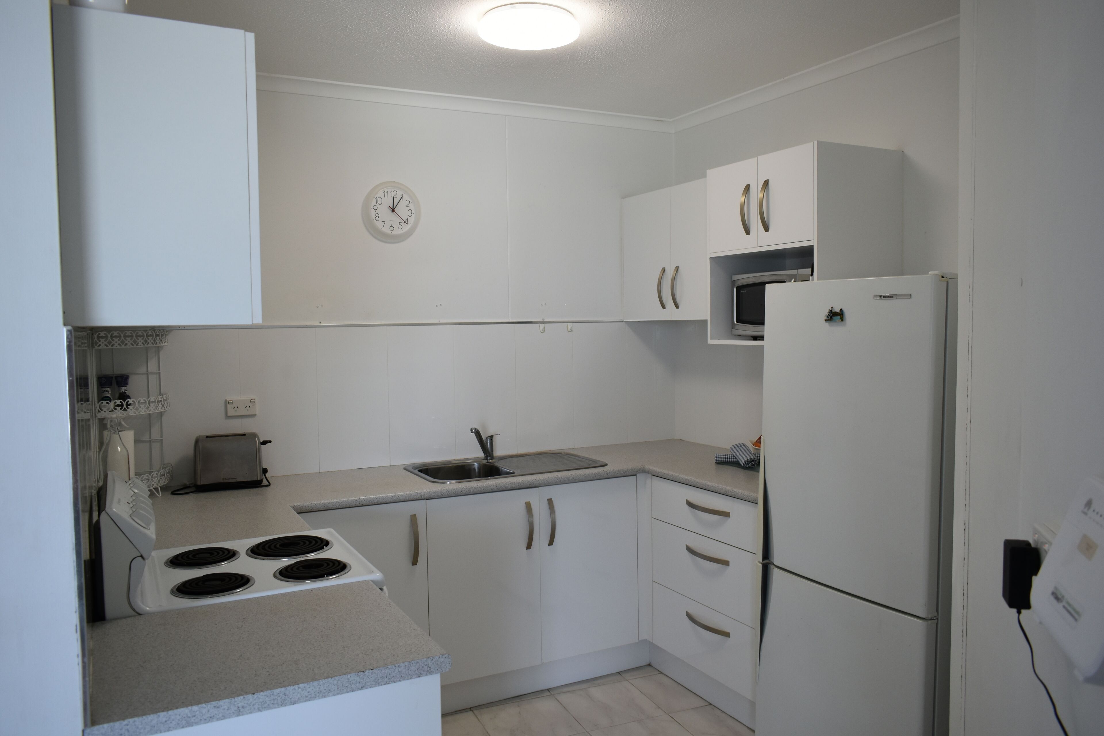 Spectacular Central Surfers Beach Views From Appartment