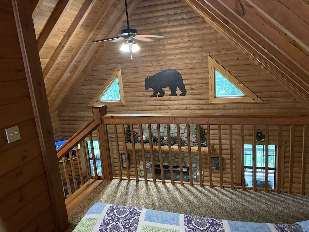 Bear Necessities is near East Port Marina on Dale Hollow Lake Tennessee