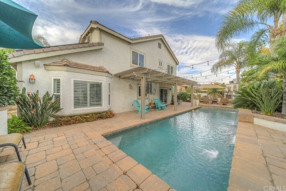 SoCal Lake House Getaway With Private Pool & Lake Access Canyon Lake