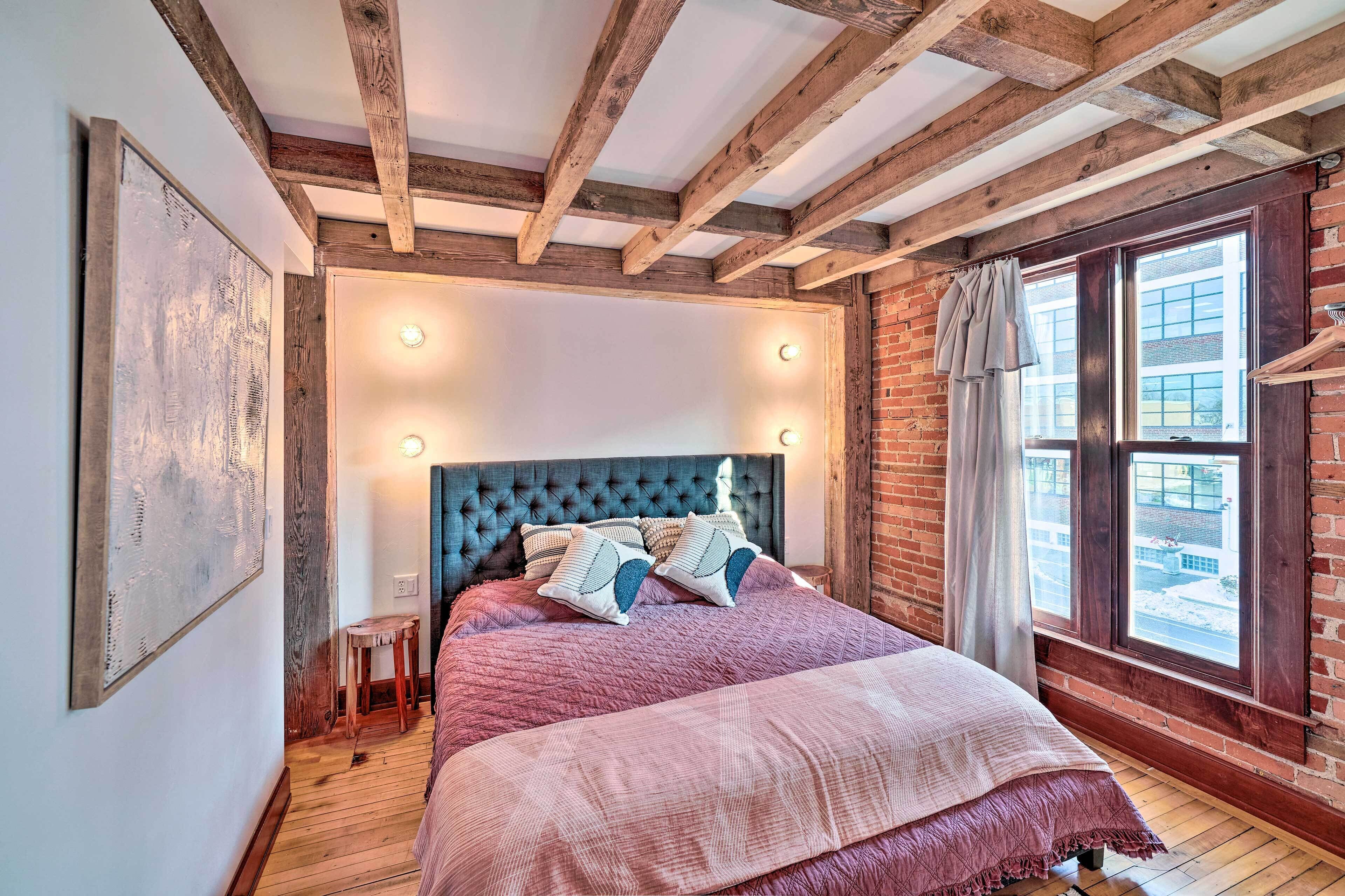 NEW! Fort Howard Lodge, Modern Escape in Green Bay in Green Bay, United States