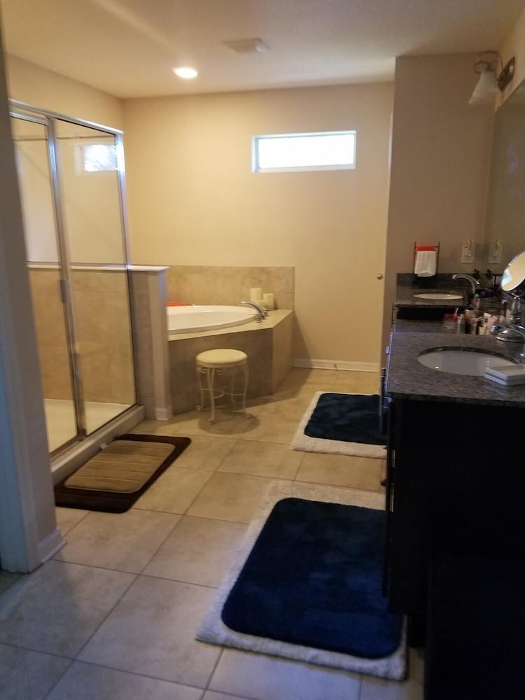 Single family home, nearby beaches, 2 major malls, downtown and cigar bar