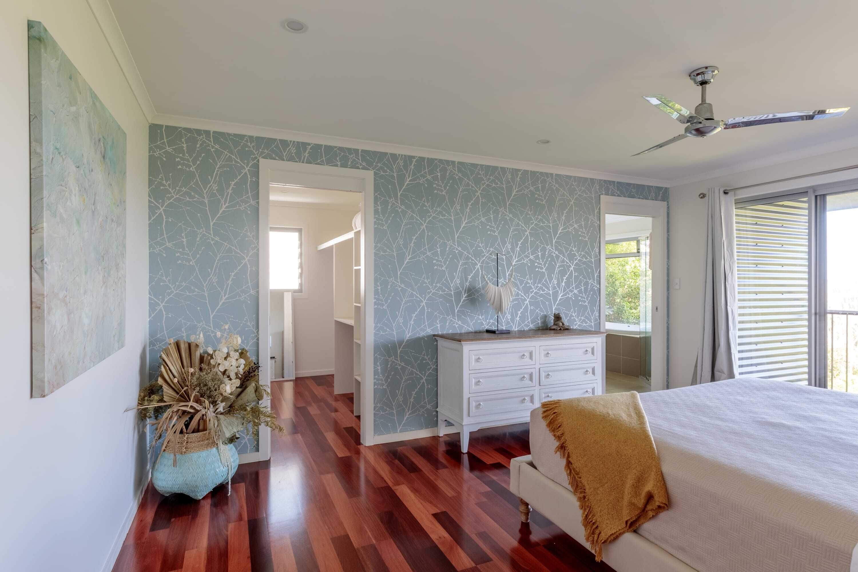 Luxury Beach House With Private Pool - Minutes From World Renowned Surf Beach