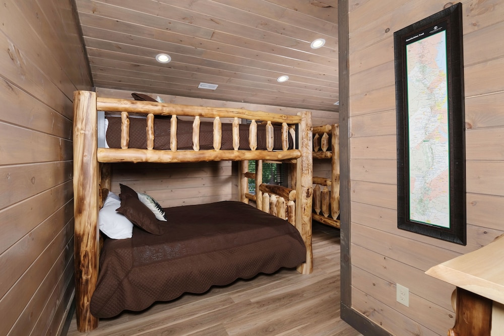 Hibernation Hideaway | NEWLY built cabin, complete with a private pool & chic interior!