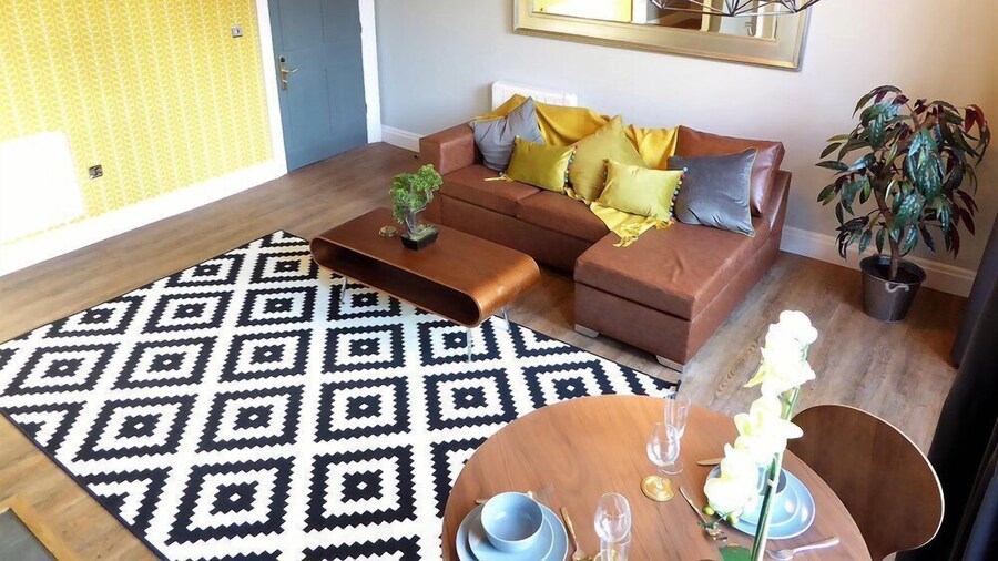 The Corson at Claremont Apartments