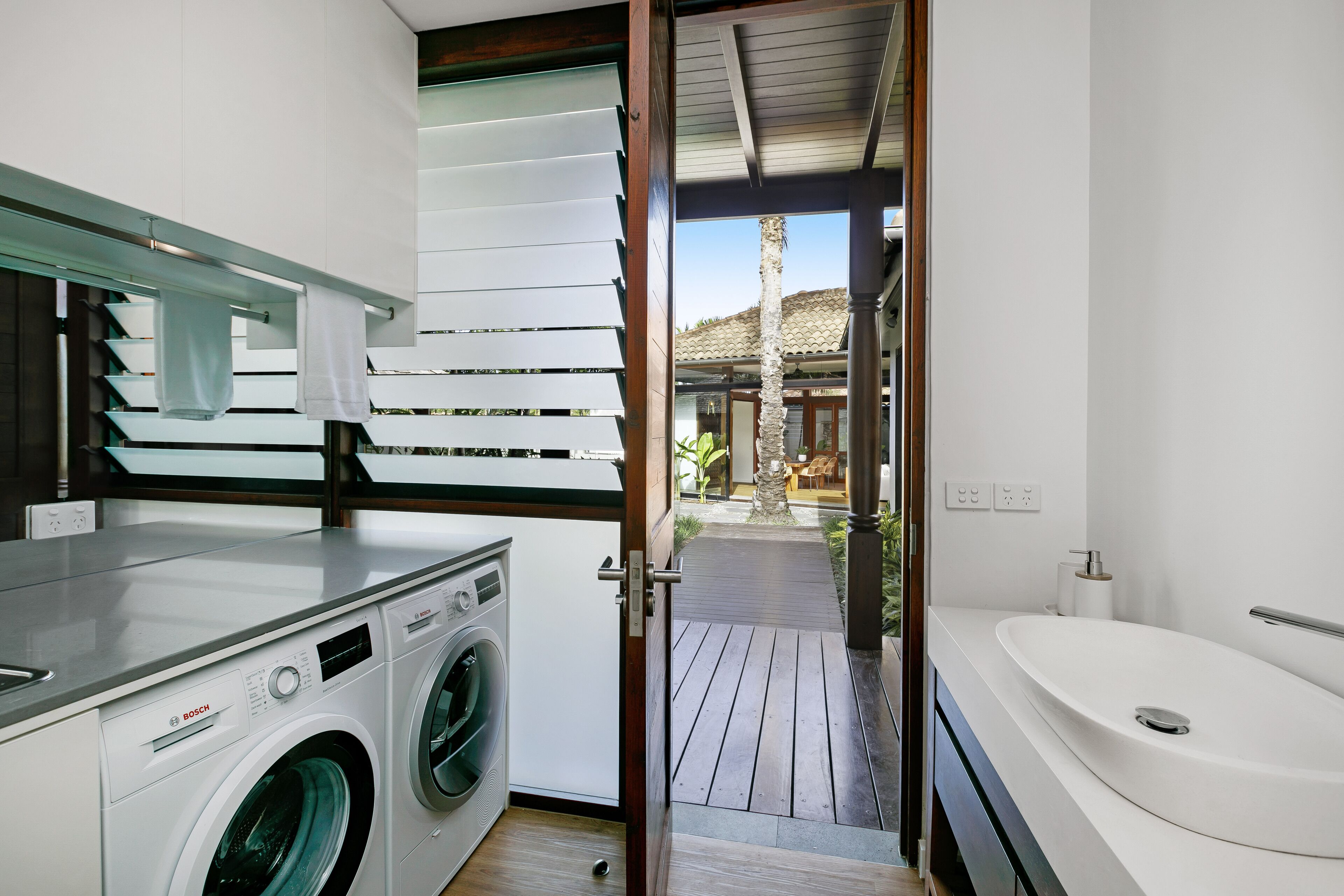 ESPRIT 2 LUXURY RETREAT