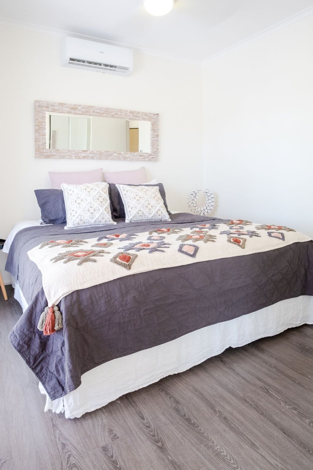 ? Buddina Beach House Water Views? Enjoy the Beach, Pool or Bring the Boat ?