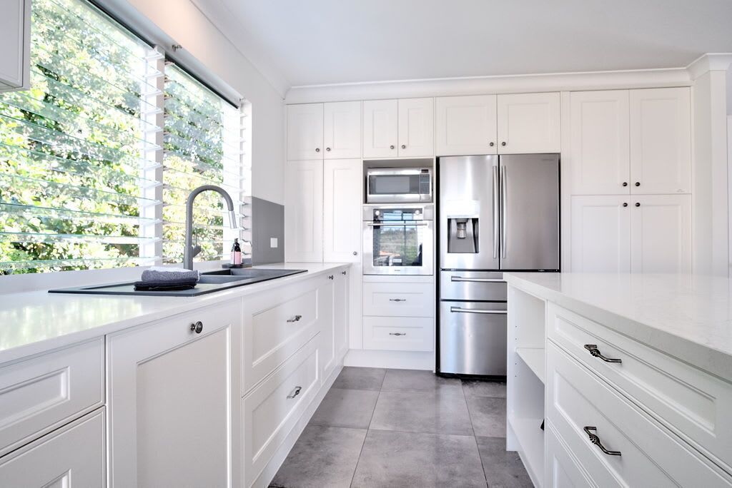 ? Buddina Beach House Water Views? Enjoy the Beach, Pool or Bring the Boat ?