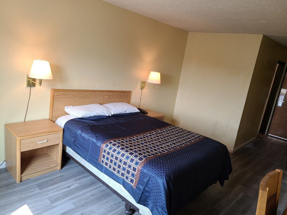 I-5 Inn Stockton Airport