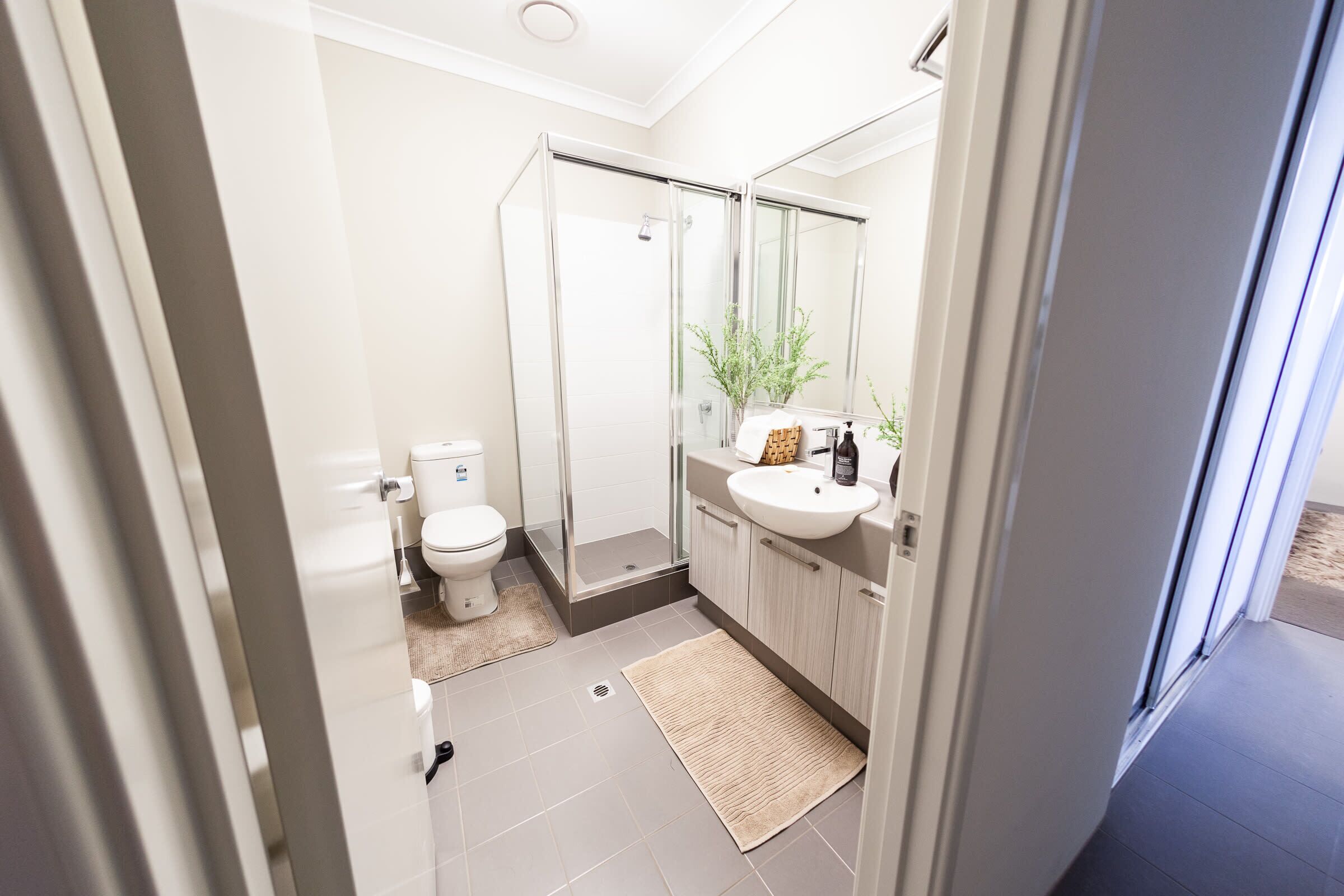 2 Bedroom Unit Near Ascot Racecourse