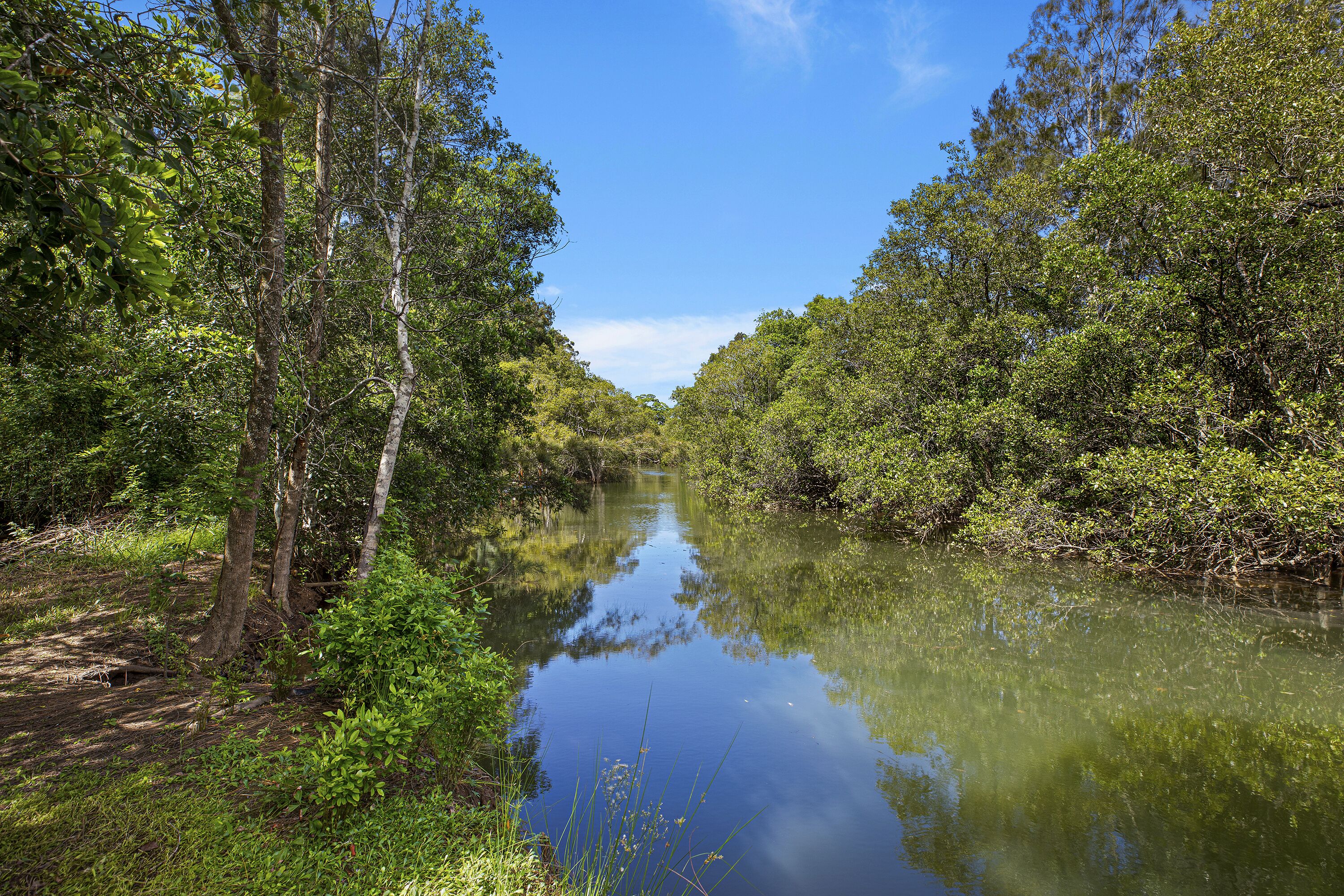 A Private Retreat Surrounded by Nature, in the Charming River Town of Repton