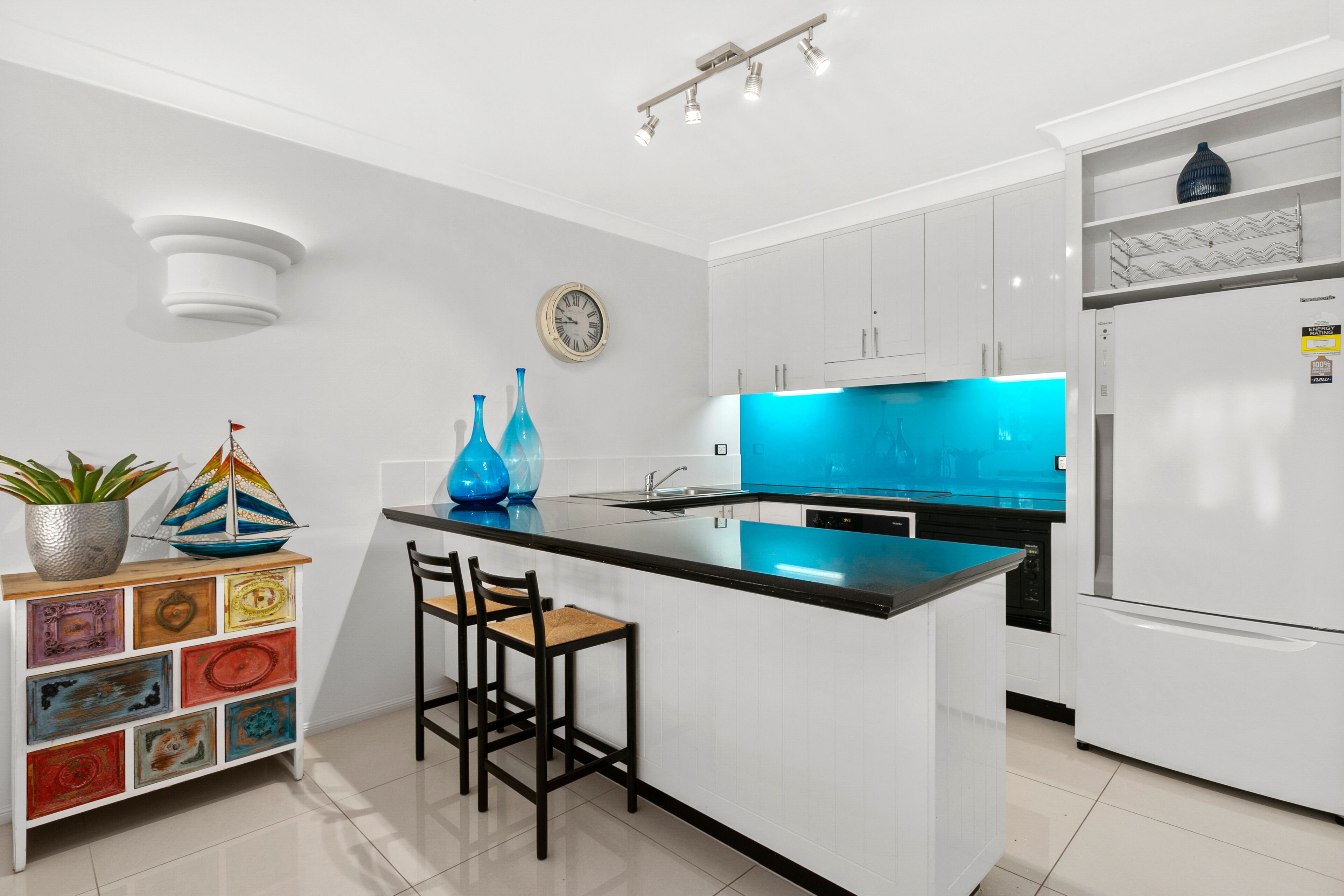 Beachfront Apt. In Alamanda Resort - 28